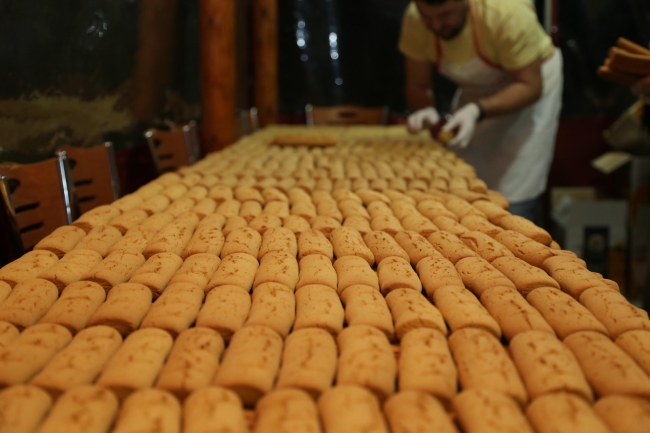 Mehmetçiğe Rizeli annelerden 2 bin 23 lokum